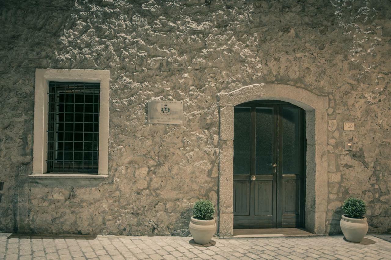 Ostello Della Gioventu Massimo Troisi Oliveto Citra Luaran gambar
